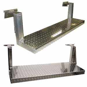 Fold up aluminum trailer step