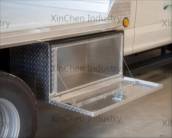 aluminum underbody tool box.jpg